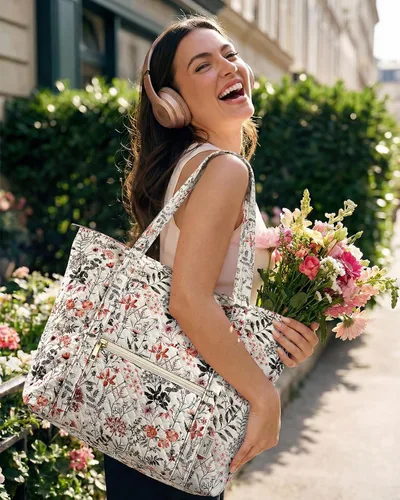 Vista 2 de Miss Adola Bolso de hombro acolchado con cremallera para mujer Floral rosa