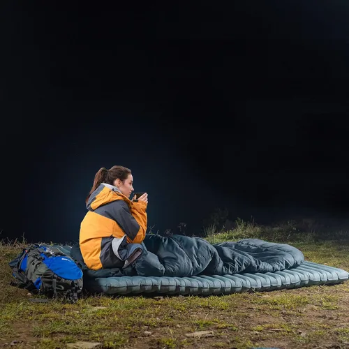 Vista 7 de BISINNA Saco de dormir XXL (90.55 x 39.37 pulgadas) para adultos grandes y altos, 3-4 estaciones, tamaño grande, cálido y cómodo, impermeable