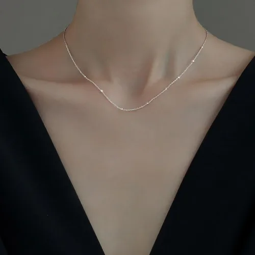 Vista 2 de LOVPEPY Gargantilla simple para mujer, plata de ley 925, delicado dije de cuentas satélite, cadena de clavícula, joyería minimalista, regalo