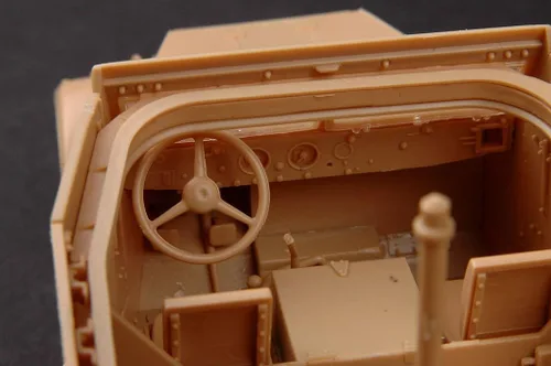 Vista 9 de Hobby Boss Kit de construcción de modelo de vehículo temprano de coche Scout blanco M3A1 (HY82451)