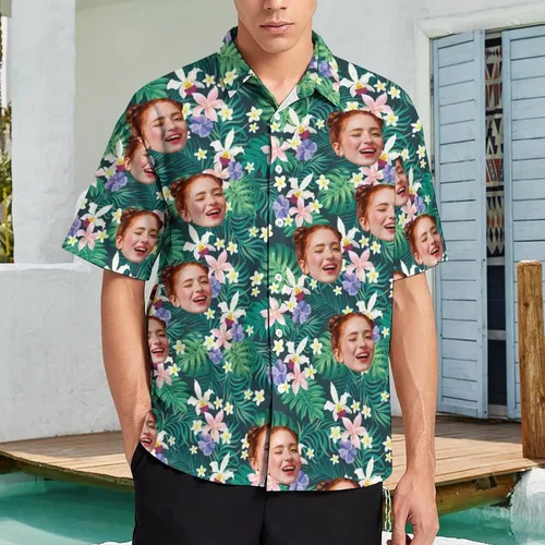 Vista 2 de Camisa hawaiana personalizada con caras, camisa hawaiana de manga corta para hombre, diseño floral tropical para novio, marido, hijo