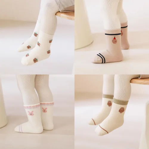 Vista 2 de Calcetines suaves y cómodos a media pantorrilla para bebés y niños pequeños, paquete de 5, unisex, perfectos para edades de 0 a 5 años