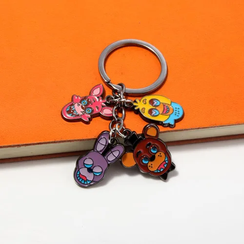 Vista 3 de SONGCHANGJEWELRY FNAF Freddy's - Llavero de seguridad para disfraz de Fazbear Nights, coleccionistas de cosplay para fanáticos de hombre y mujer