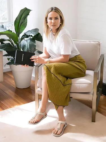 Vista 3 de SHIBEVER Sandalias bohemias para mujer de verano con cuentas y tirantes delgados al tobillo, zapatos elegantes