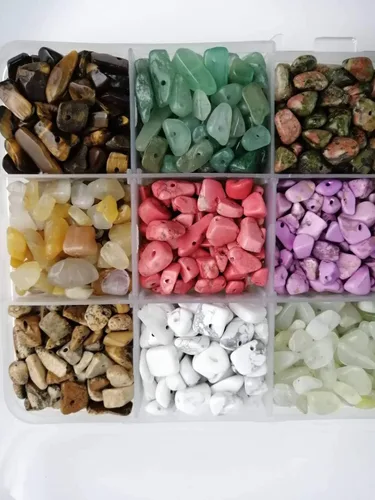 Vista 4 de Cuentas de piedras preciosas naturales de forma irregular, chips de piedra de cristal, energía curativa para la fabricación de joyas (15-1)