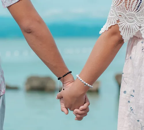 Vista 4 de Pulseras magnéticas a juego con tu novio y novia con cuentas para mujeres, hombres, amantes de los mejores amigos, pulseras de conexión para regalo