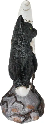 Vista 3 de Ebros Gift Hora de brujas realista Halloween gato negro sentado en luna creciente calavera figura con ojos de cristal, brujas, Wicca, gatos felinos