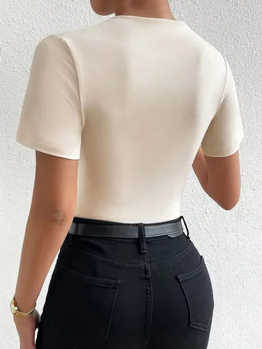 Vista 3 de Milumia Camiseta casual de manga corta con cuello alto falso para mujer