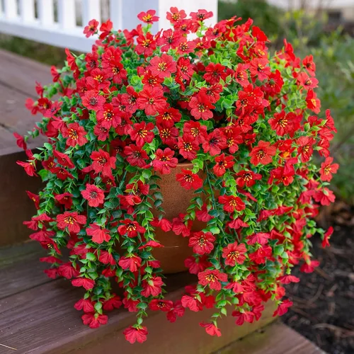 Vista 10 de Flores artificiales colgantes de imitación para decoración exterior de otoño, 2 piezas de violetas de seda falsas con eucalipto, resistentes a