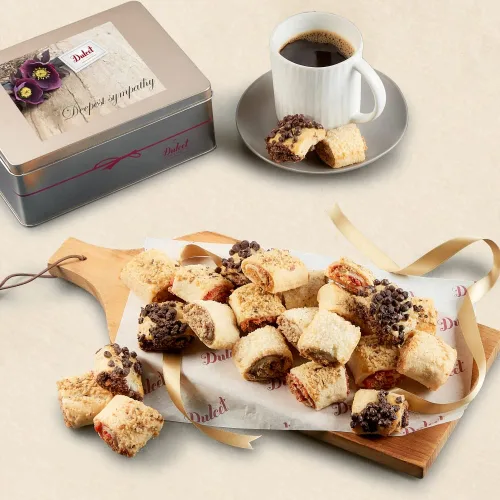 Vista 12 de Dulcet Gift Baskets, Surtido de latas de regalo para el Día del Padre con chispas de chocolate, frambuesa, canela y albaricoque, lata de regalo