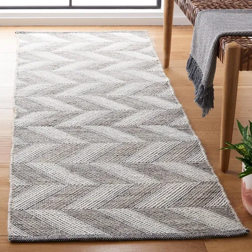 Vista 2 de SAFAVIEH Kilim Collection - Alfombra de pasillo, 2 pies 3 pulgadas x 7 pies, gris y marfil, hecha a mano, lana de cheurón, ideal para zonas de alto