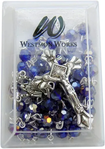 Vista 4 de Westmon Works Rosario de cuentas de vidrio azul con centro de mesa de metal Miraculous Mary y juego de crucifijo con estuche, Metal, No es una
