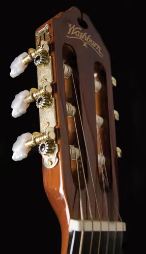 Vista 4 de Washburn Clásico C5, Guitarra Acústica