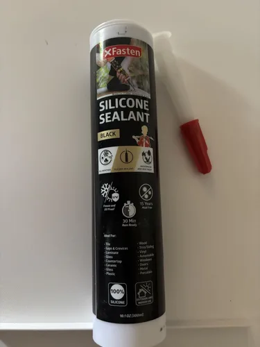 Vista 2 de XFasten Cartucho de sellador de silicona negro impermeable, 10.1 onzas (paquete de 4) cartucho de sellador adhesivo de silicona negro para caravana