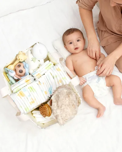 Vista 5 de BuyCard Organizador floral de pañales para bebé, cesta de almacenamiento acolchada grande con asa, regalo para baby shower, regalo para padres