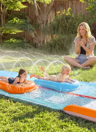 Vista 7 de Sloosh Tobogán acuático de 32.5 pies con 2 tablas inflables, aspersor de agua de doble carril para niños, adultos, patio trasero, juguete de verano