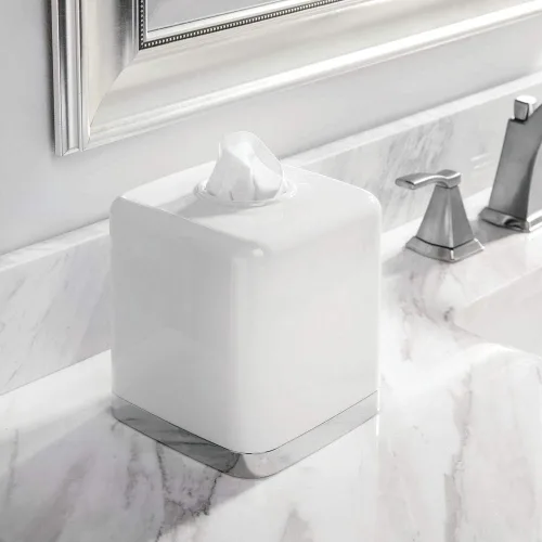 Vista 2 de mDesign Hyde Collection - Cubierta cuadrada de plástico desechable para tocador de baño, encimera, tocador de dormitorio, mesita de noche