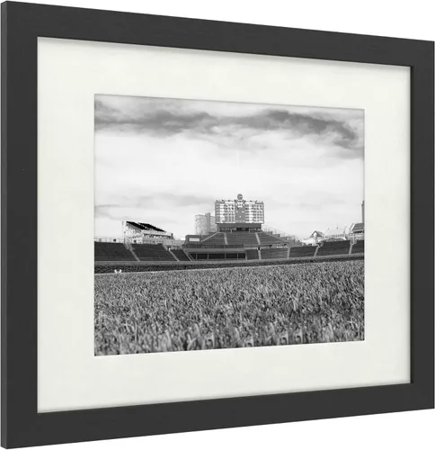 Vista 2 de Trademark Fine Art Wrigley by Yale Gurney, blanco mate, marco negro, 16 x 20 pulgadas, multicolor