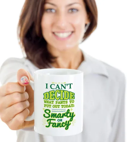 Vista 2 de I Can't Decide What Pants To Put Out Today: Smarty Or Fancy Funny Sarcastic Adulting Pun Taza de café y té, decoración, artículos de cocina y humor