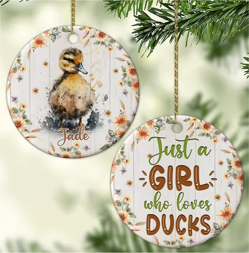 Vista 24 de Hyturtle Adorno de Navidad personalizado para los amantes de los osos, adorno de cerámica con nombre personalizado de Just A Girl Who Loves Bears