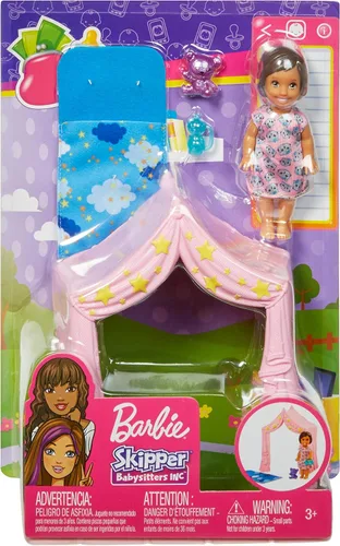 Vista 5 de Barbie Skipper Babysitters Inc. - Juego para dormir con muñeca pequeña, tienda de campaña y saco de dormir