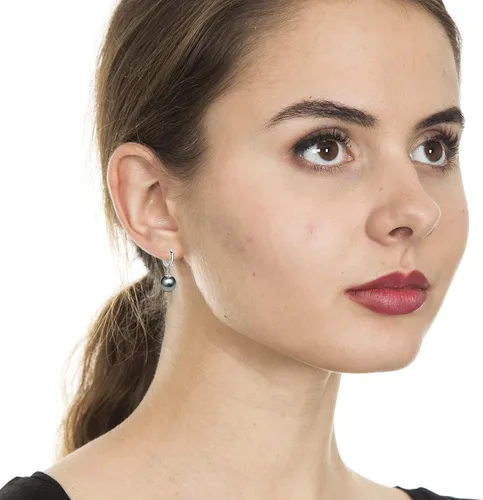 Vista 3 de Aretes colgantes de perlas AAA+ chapados en oro de 18 quilates seleccionados a mano para agricultura de agua dulce para mujer, juego de joyería