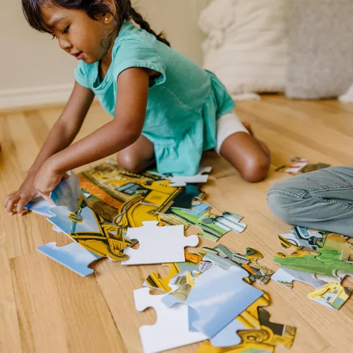 Vista 5 de Melissa & Doug, rompecabezas Building Site (48 piezas, 2 x 3 pies de largo).