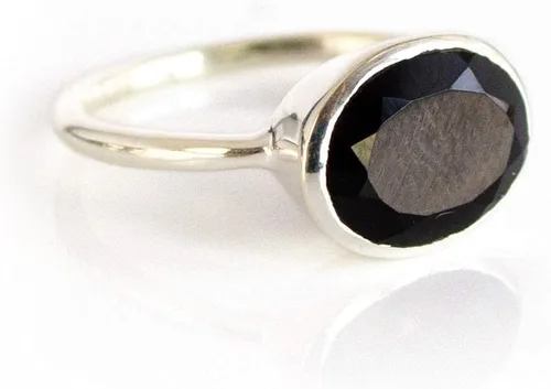 Vista 46 de Oval Birthstone Ring Bezel Set in Vermeil Gold, Sterling Silver, or Rose Gold, Stacking Birthstone Ring [rOMB]