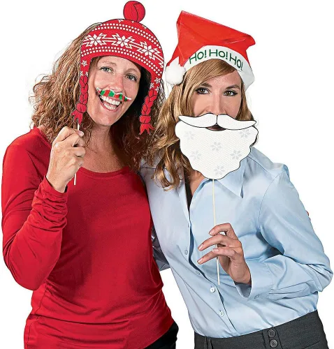 Vista 3 de Fun Express Disfraz de Papá Noel y elfo de Navidad, accesorios para cabina de fotos, 12 piezas