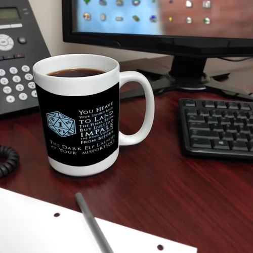 Vista 6 de Gaming Gifts D20 Dice Roll Critical Fail The Dark Elf Laughs Crit Fail Dados Taza Negro 15oz - Elfo Oscuro