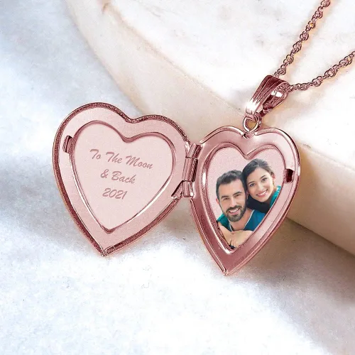 Vista 7 de Collar con medallón de fotos de corazón chapado en oro rosa de 34 pulgadas x 34 pulgadas incluye cadena de 18 pulgadas collares personalizados