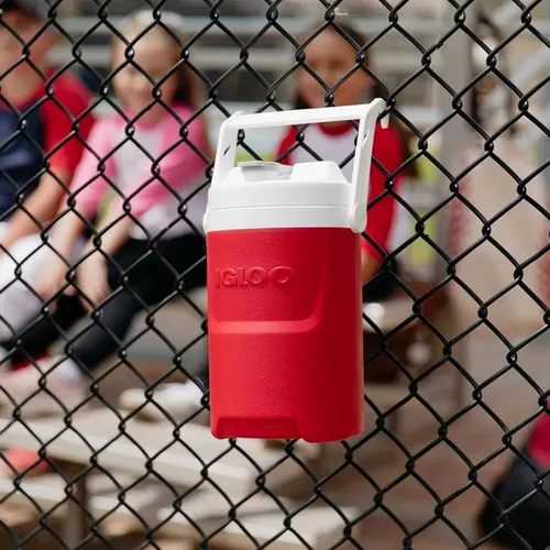 Vista 4 de Igloo Jarra deportiva roja de 1/2 galón con ganchos Rojo