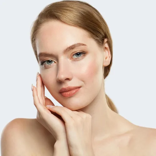 Vista 3 de Alana Mitchell Suero diario de vitamina C para la cara, hidratante facial para mujeres y hombres, suero facial antienvejecimiento con ingredientes
