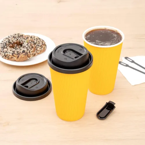 Vista 5 de Restaurantware Solo tapas: tapas Restpresso para tazas de café de papel de 8, 12, 16 y 20 onzas, 25 tapas de papel desechables con tapón Negro