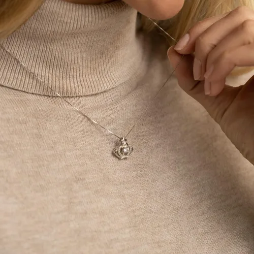 Vista 7 de 925 Sterling Silver Crown Necklace, Daughter Necklace From Mom And Dad, To My Daughter Necklace From Dad, Gift for Daughter, To My Badass Daughter