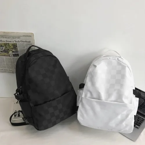 Vista 7 de Verdancy Mochila Kawaii para adolescentes, niñas, niños, escuela, universidad, viajes, estética, a cuadros, mochila escolar, bolsa casual, Negro