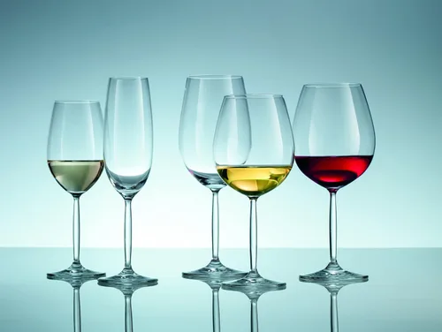 Vista 2 de Schott Zwiesel Tritan - Juego de 6 copas de cristal de la colección Diva, copa de vino, agua