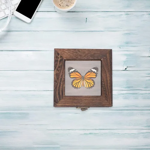 Vista 2 de Mipcase Vitrina de madera con tapa de cristal para joyas, almacenamiento de accesorios, bandeja de joyería de madera para coleccionables, caja