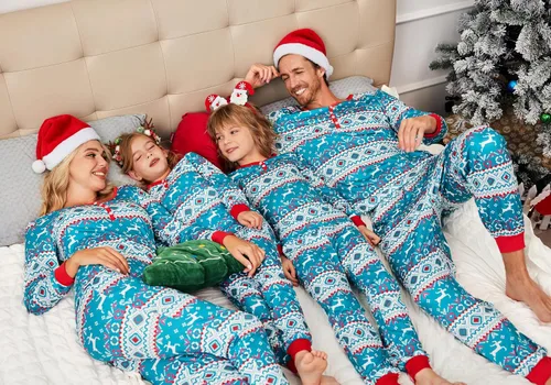 Vista 4 de Ekouaer Conjunto de pijama de Navidad familiar a juego para mujeres, hombres y niños, pijamas de manga larga, conjuntos de descanso para vacaciones