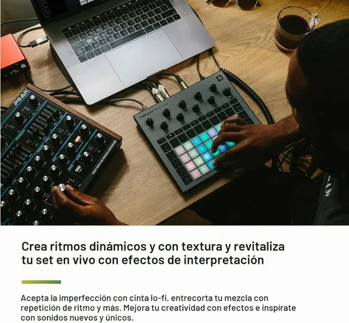 Vista 6 de Novation Circuit Rhythm: Sampler y groovebox con ocho pistas de muestras para crear y realizar beats USB, Standalone Sampler & Drum Machine, 8