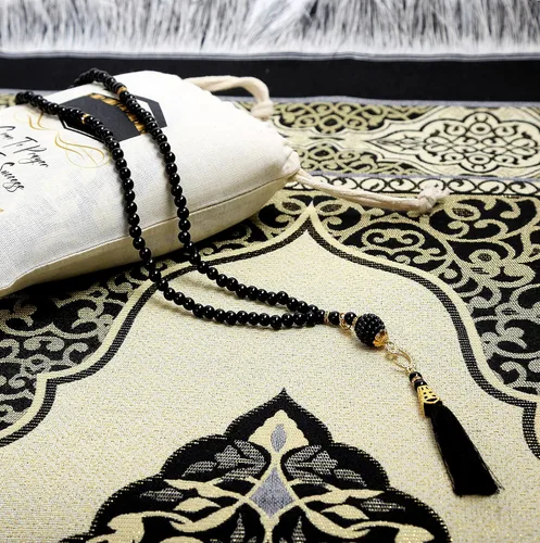 Vista 4 de ESERRA Alfombra de oración musulmana, 99 cuentas y gorra incluidas, alfombrillas de oración del Islam para hombres, mujeres y niños (negro)