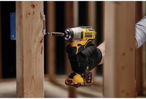 Vista 3 de DEWALT XTREME 12V MAX* Destornillador de impacto, inalámbrico, 1/4 pulgadas, solo herramienta (DCF801B)