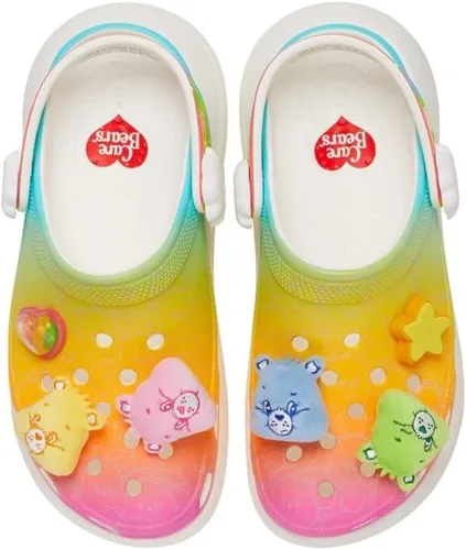 Vista 5 de Crocs Zuecos Pikachu clásicos unisex para adultos Care Bear