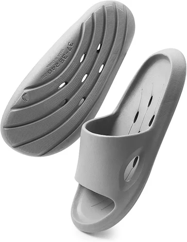 Vista 2 de Newbuty Zapatos de ducha de secado rápido antideslizantes con agujeros para hombres y mujeres, pantuflas de baño para piscina, invitados