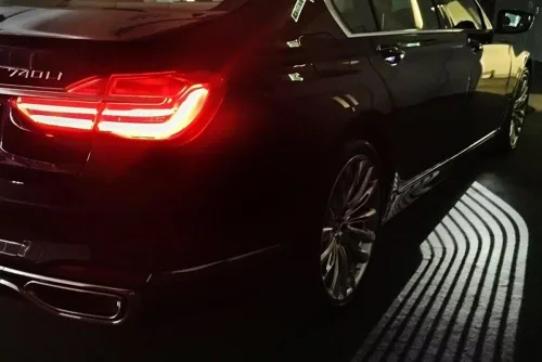Vista 8 de iJDMTOY luz de bienvenida con alas de ángel estilo Bimmer, micro-óptica LED, luz de alfombra, ajuste universal compatible con cualquier auto, SUV