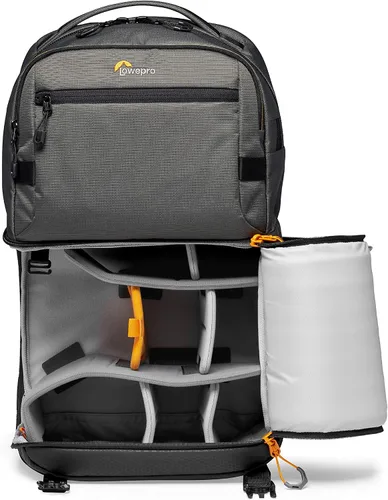 Vista 3 de Lowepro Fastpack BP250AW III Mochila