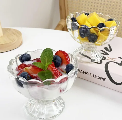 Vista 7 de Lawei Paquete de 6 cuencos de vidrio para postre, tazas pequeñas de 5 onzas para helado, mini cuencos de postre con patas para postre, helado