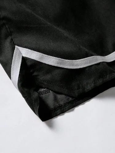 Vista 3 de COZYEASE Pantalones cortos con estampado gráfico de letras y cordón en la cintura para hombre, estilo casual, con lazo frontal, atléticos