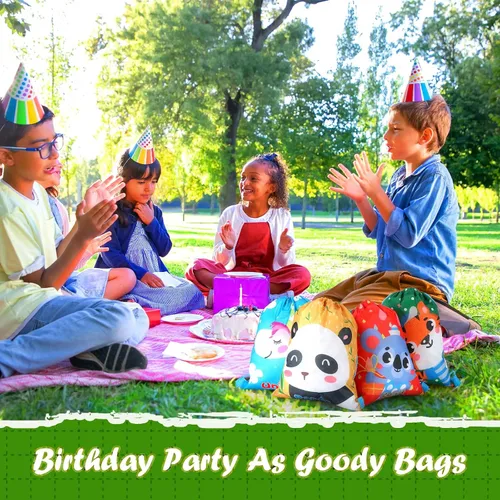 Vista 7 de Shappy Paquete de 12 bolsas de recuerdos de fiesta de animales de dibujos animados, bolsa de regalo de animales de safari, mochila con cordón