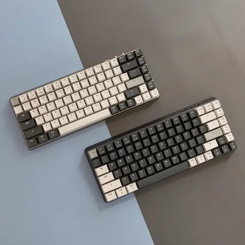 Vista 6 de Azio Cascade - Teclado mecánico, RGB retroiluminado, interruptores y teclas de intercambio en caliente, conexión inalámbrica USB-C o Bluetooth